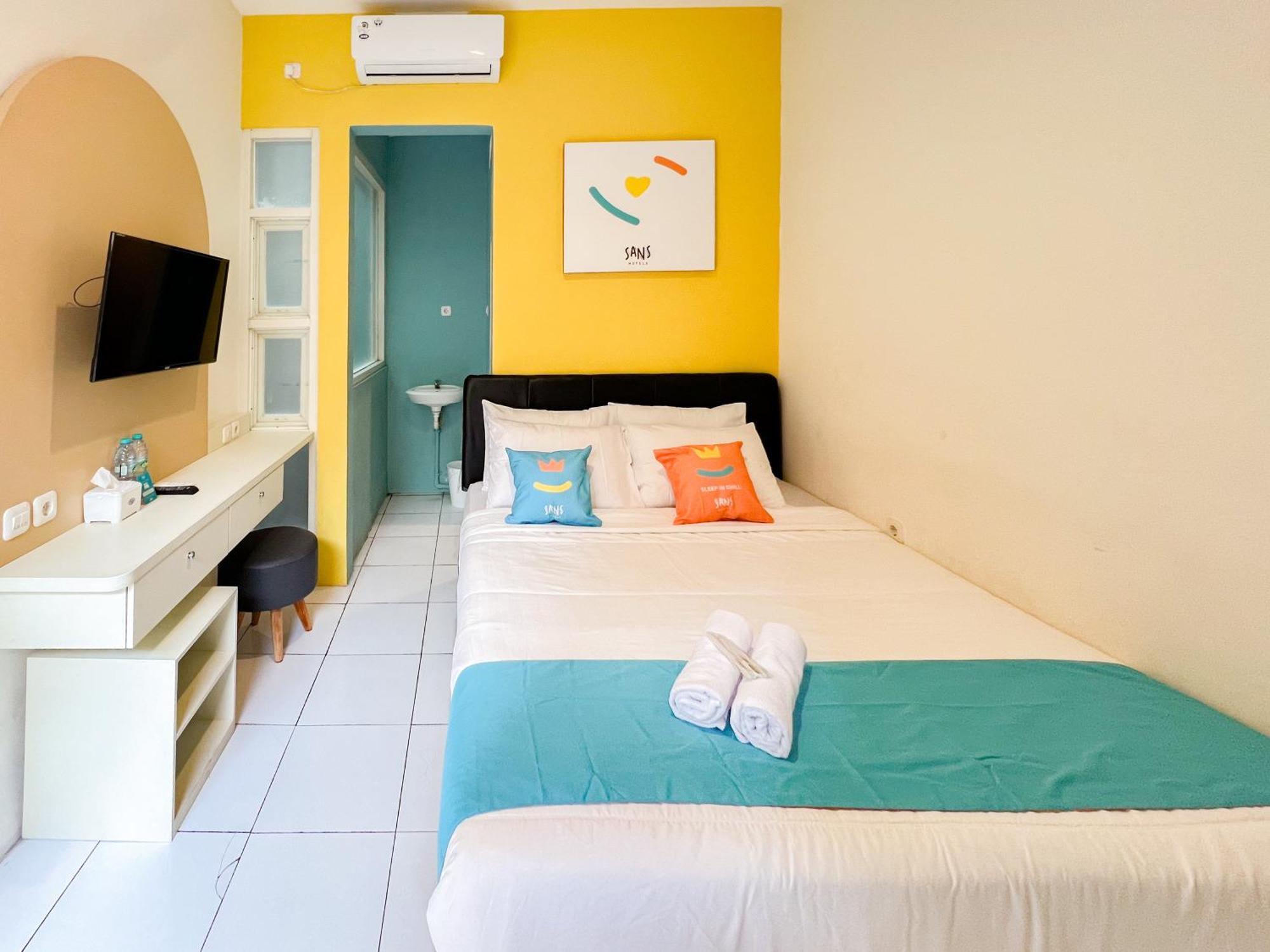 Sans Stay Bukit Palma Citraland Сурабая Екстериор снимка