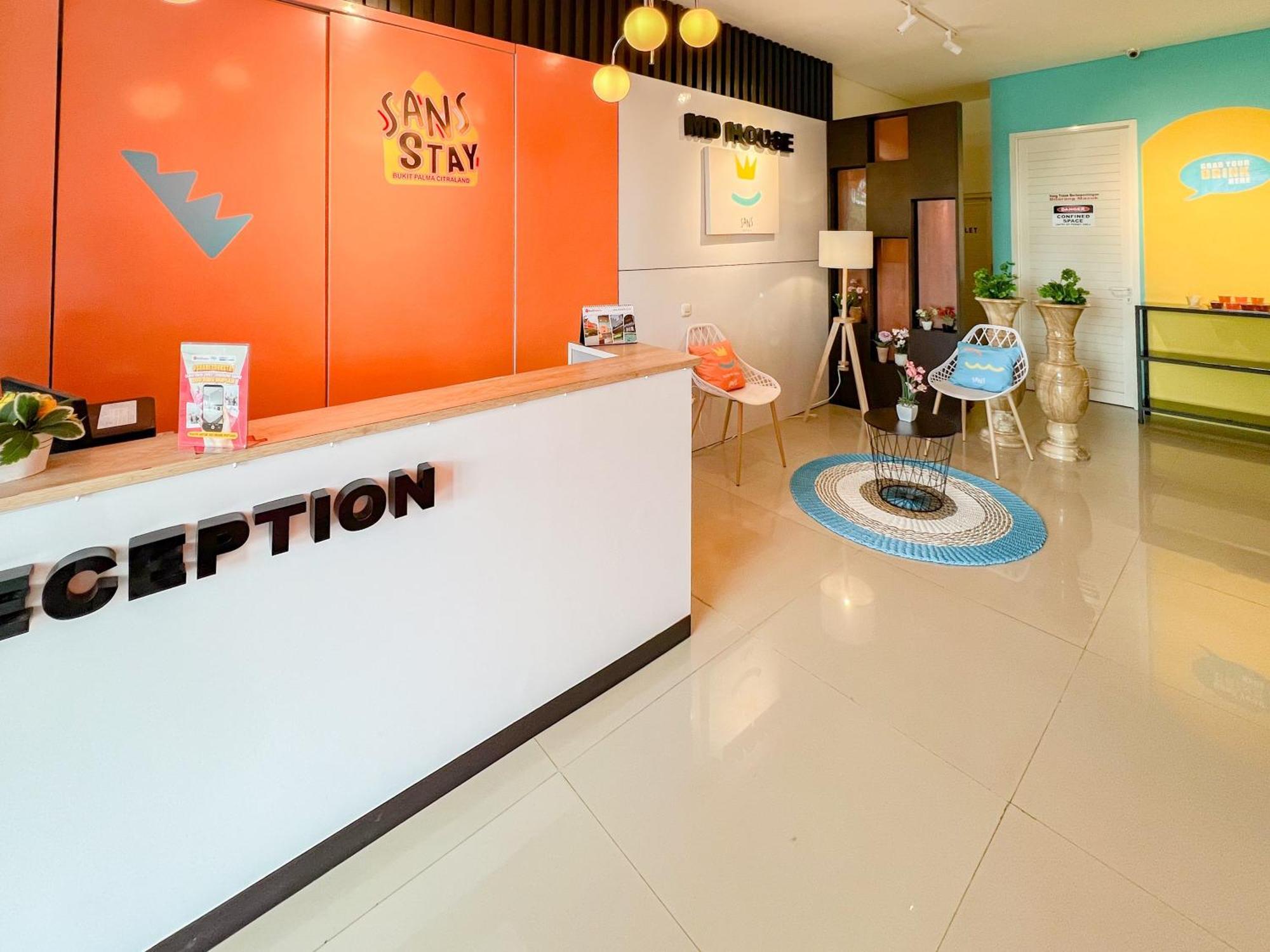Sans Stay Bukit Palma Citraland Сурабая Екстериор снимка