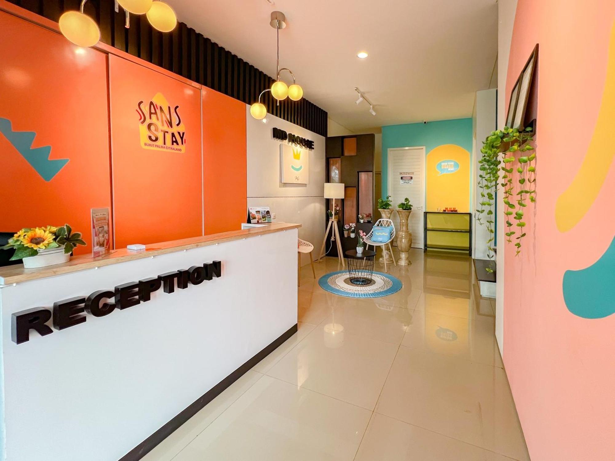 Sans Stay Bukit Palma Citraland Сурабая Екстериор снимка